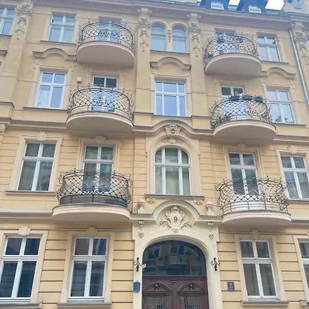 Lägenhet Nowoczesna Kawalerka W Zabytkowej Kamienicy W Centrum Miasta Poznań