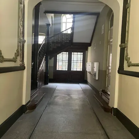 Nowoczesna Kawalerka W Zabytkowej Kamienicy W Centrum Miasta Appartement